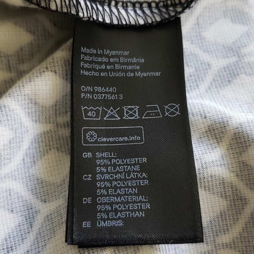 H&M Sleeveless Fit and Flare Open Back Dress - Picture 10 of 10